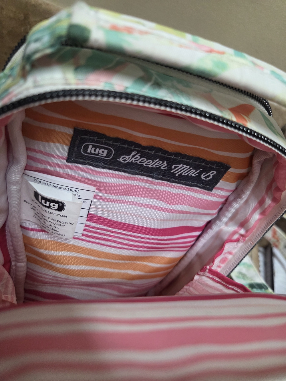 LUG Quilted Tropical Leaf Crossbody in White, Green, Pink SKEETER MINI - Picture 5 of 5